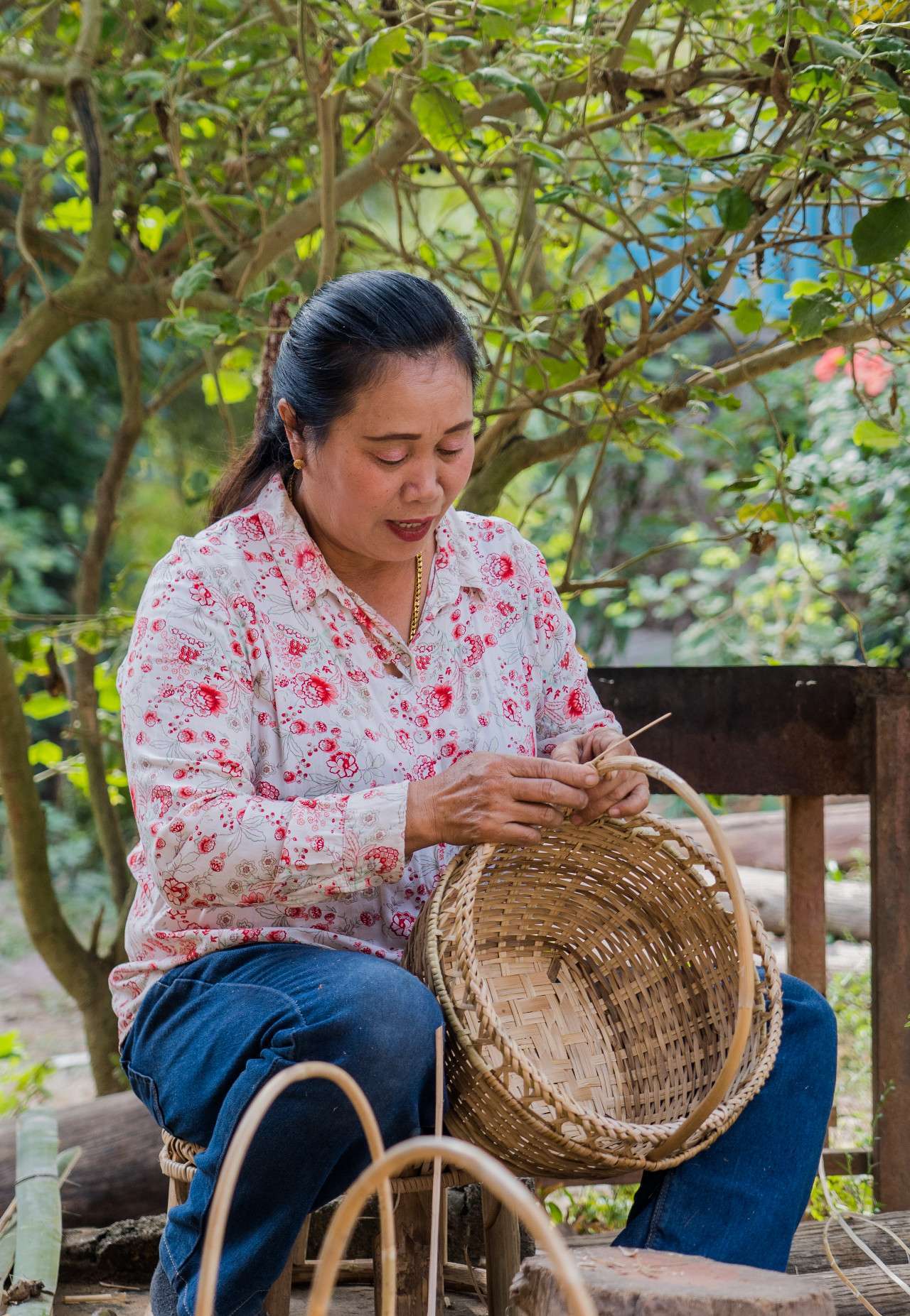 Ock Pop Tok - A Stroll in Ban Donkeo, the Bamboo Village opt laos blog bamboo village weaving 1 - Ban Donkeo